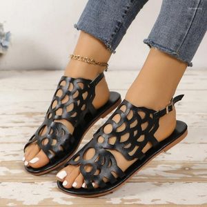 Buty swobodne w letnim motyle Hollow Design for Women Retro Roman Niski pięta 2024 Sandały zapatos para mujeres