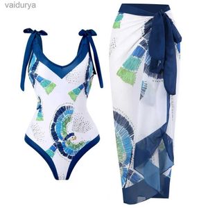 Costume da bagno da donna Monokini Gonna Set Bikini da donna stampato floreale con dettaglio volant Copricostume da spiaggia con lacci per l'estate yq240330