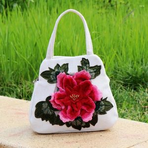 Marsupi Stile etnico Borsa ricamata tridimensionale Borsa da donna portatile da viaggio speciale per il ricamo da donna SP0279