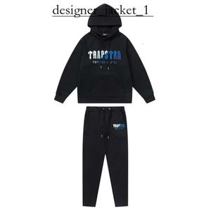 Trapstar Yüksek Kaliteli Tasarımcı Trailsuit Luxuxry Modeli Erkek Kadınlar Gevşek Trapstar Traursuit Mektubu Sıradan Trapstar Atışları Sweatshirt ve Sweetpants 2740