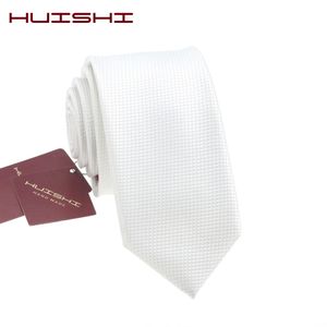Toptan takım elbise beyaz kravat erkekleri su geçirmez polyester malzeme düğün hediyesi kravat erkek düz renk resmi boyun kravat aksesuarları