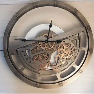 Orologi da parete Grande meccanismo silenzioso in metallo artistico Camera da letto di lusso Accessorio decorativo per la casa
