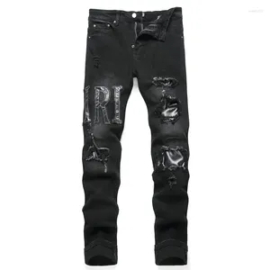 Erkekler Kot Siyah Sıkıntılı Mektup İşlemeli Erkekler Orta Bel Elastik Kalem Denim Pantolon Sokak Giyim Pantolon