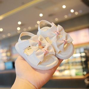 Verão estilo coreano sandálias do bebê kawaii bowtie meninas da criança sapatos sola macia antiderrapante infantil bebê 1 ano sapatos primeiros caminhantes 240319