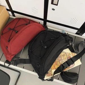 Sacos ao ar livre Front Sling Bag Leve Peito Ombro Mochila Crossbody com alça ajustável e à prova d'água