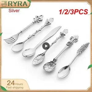 Skedar 1/2/3st Vintage Fork Cutlery Set Mini Royal Style Metal Gold Carved tesked Kaffefruktdessert Kök