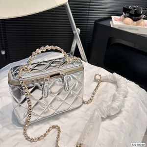 Pérola Holdree Patente Leather Makeup Designer feminino bolsa de ombro de couro diamante hardware de ouro metal c fivela de luxo bolsa matelasse em cadeia de bolsas de trabalho 17,5cm