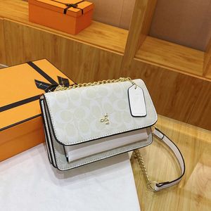 2024 New Organ Small Square Single Shoulder Crossbody Fashionable and Versatile Printed Flipped Tofu Bag 75% factory wholesale