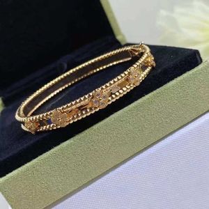 Original do designer Van Kaleidoscope Bracelet Womens Clover Edition Light Luxury Gold Rose Gold High 18K Jóias