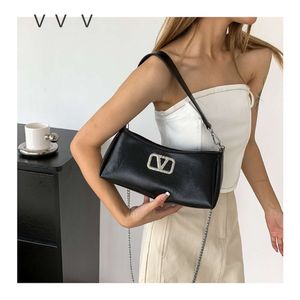 Axelväska 75% modedesigner avancerad handhållen väska för kvinnor ny mode små fyrkantiga mångsidiga människor ins en crossbody väska