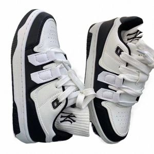 korean Sneakers Men Women New Casual Fi Flat Walking Vulcanized Shoes Male Trend Comfy Couple Sport White Skateboard Shoes i7OW#