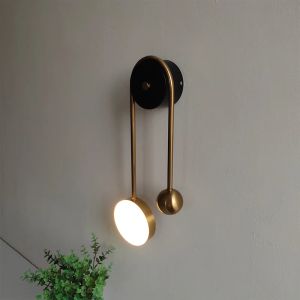 モダンなLEDウォールランプクリエイティブゴールデンボール照明器具キッチンリビングベッドルームバスルームライトノルディックベッドサイドウォールスコンセの装飾