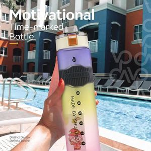 Vattenflaskor Gradient Color Sport Bottle 900 ml Motivational Drinking With Straw For Gym Fitness Jugs Outdoor Drinkware 2024