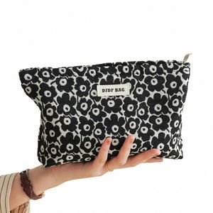 Bolsa de maquiagem feminina preto e branco padrão de flor de ameixa grande capacidade bolsa de armazenamento de cosméticos commuter handy hand clutch bag ins 60gd #