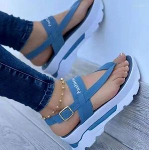 Sıradan Ayakkabı Kadın Sandalet Yaz Moda Peep Toe Flip Flips Tokalı Slip Olmayan Platform Kadın Sandalia Feminina Plus Boyut 35-43