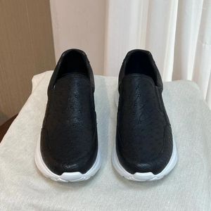 Freizeitschuhe Stil Authentische Echte Echte Straußenhaut Herren Schwarze Loafer Exotische Echtleder Slip-on Männliche Weiche Wohnungen Fahren