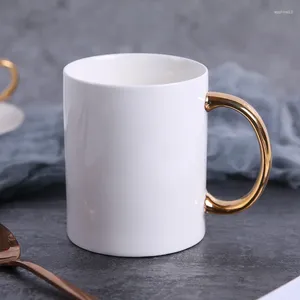 Kubki 320 ml złoty uchwyt ceramiczny stojak Mug Porcelana Espresso kawa herbata Puchar Solidny kolor prosty nordycki naczynia napoje spersonalizowany prezent