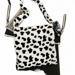 Пушистая женская сумка, плюшевая сумка через плечо с коровьим принтом, сумки через плечо, большая вместительная сумка, повседневная дорожная сумка с принтом M39V #