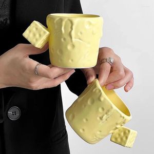 Tazze Coreano Ins Tazza in ceramica Divertente Formaggio Zolletta di zucchero Cafe Tazza da caffè Kawaii Cremoso Giallo Ufficio Tè pomeridiano Simpatico regalo di compleanno