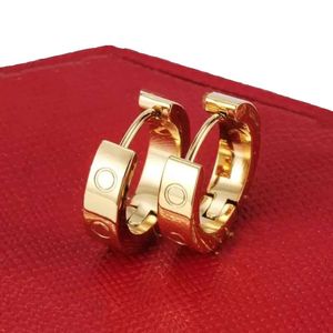 Sier Hoop rotondo in acciaio al titanio rosa stud oro amore per donna regalo di gioielli squisito semplice moda orecchini con diamanti da donna