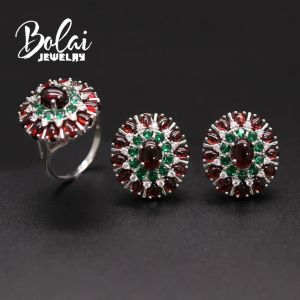 يضع BolaijeweLry Natural Garnet Ring و Consring Pendant مجموعة ومجموعة رائعة الهدية المثالية للذكرى السنوية لأحبائك