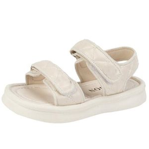 2024 nuovi sandali estivi per ragazze scarpe da spiaggia per bambini open toe sandali per il tempo libero moda suola piatta scarpe da ragazzo antiscivolo