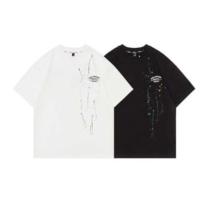 2024 Модная мужская футболка с короткими рукавами из Южной Кореи с брызгами чернил, красивая, свободная и универсальная для ношения на одежде.