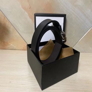 2022 Fashion Classic Men Designers Belts Womens Mens Casual Letter Smooth Buckle Belt Width 3 4cm With box301v