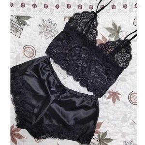 Set di pigiami da donna in pizzo per le donne Top senza maniche trasparenti sexy Pantaloncini di seta Pigiami da notte S-3XL Lingerie femminile Indumenti da notte