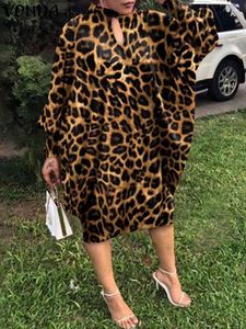 Casual Dresses Vonda Bohemian Leopard tryckt kvinnor Midi Dress 2024 Summer Sexig veck Vestidos Robe Loose O Neck Long Sleeve