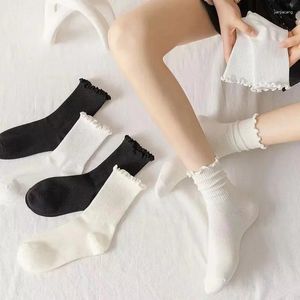 Women Socks 5 Pair /Lot Cotton Breathable Harajuku Retro Streetwear Solid Black White Japanese Kawaii Cute Frily