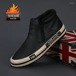 Sapatos casuais botas de couro britânico de alta qualidade para roupas masculinas com isolamento de pelúcia e zíper voltado para vulcanizado 2024