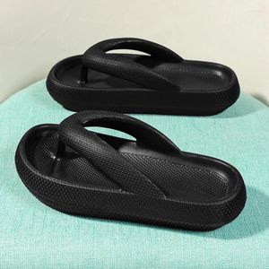 Kapcia 2024 Mężczyźni Flip Flops Clip Toe Eva Sofe Sole Pary Kobiety swobodna komfajna platforma bez poślizgu letnie mody plażowe slajdy