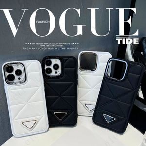Moda luksusowy piękny trójkąt telefony komórkowe Pu skórzana torebka na iPhone 15 14 13 12 Pro Max Ochrony Ochronne obudowa czarno -biała dwa kolory darmowa wysyłka