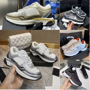 lyxiga sneakers designer skor kvinnor löpskor män tränare ur kontorskor kvinna casual skor löpare kvinnor refektiv mesh tyg basketsko för man