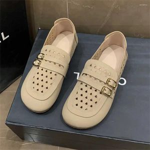 Scarpe casual Loli Mocassini da donna in pelle sintetica Estate 2024 Vulcanize Sneakers da donna di lusso Sport Super vendita