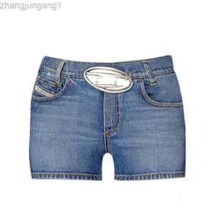 Desginer Diesal t Shirt Diesel Die * High End Nicho Sexy Hot Girl Metal D-line Shorts Jeans para Mulheres Verão