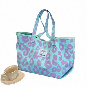 designer kvinnors axelväskor varumärke handväskor fi stor kapacitet leopard canvas väskor lyxbutik tygväska kvinnliga plånböcker 7877#
