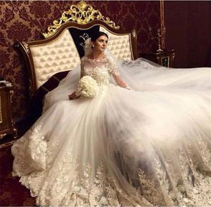 2019 Romantic Victorian Ball Gown Wedding Dresses Scoop Long Sleeves Arabic Muslim Islamic Wedding Gowns Lace Appliques Dresses3276688