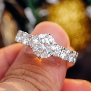 Anéis de casamento de jóias finas personalizado redondo brilhante corte diamante feminino 14k noivado moissanite anel para presente