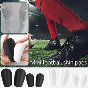 1 PC Mini Football Shin Pads Tragbares Fußballtraining Shank Schaftschatzscheibe Kee-resistenter Beinschutz Leicht absorbierend H7G4