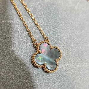 Hot 925 Sterling Silver Van Grey Beige Clover Necklace Plated with 18K Rose Gold Natural Beimu Pendant Collar Chain Precision