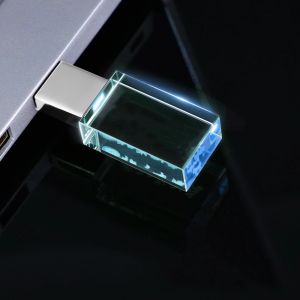 Kostenloser Custom Laser Gravur Logo Silber Metallkristall LED LED Light USB3.0 Flash -Antrieb 4 GB 8 GB 16 GB 32 GB 64 GB 128 GB