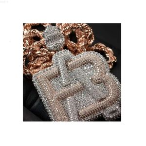 Hip Hop Yuvarlak Kesim Moissanit VVS Clarity Diamond el yapımı cazibe buzlu 14 kt beyaz ve gül altın elmas kolye