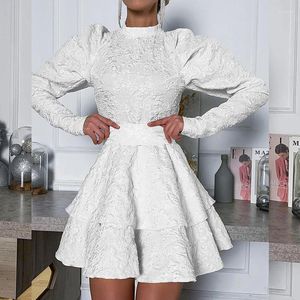 Casual Dresses Elegant Women Crew Neck Swing Party Dress Luxury Spring Jacquard Lace-Up Mini Classic Retro Puff Sleeve Cake A-Line