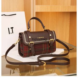 Designer Luxury fashion Tote Bags Small square bag for women in autumn and winter 2024 new trendy vintage underarm bag niche texture versatile single shoulder crossb