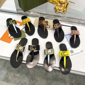 Designer-Hausschuhe, Damen-Sandalen, Sommermode mit Box, Flip-Flops mit Gummiboden, Designer-Schuhe, flach, kausal, Strand-Slides, Rändelung, Druck, Designer-Sandalen aus Leder