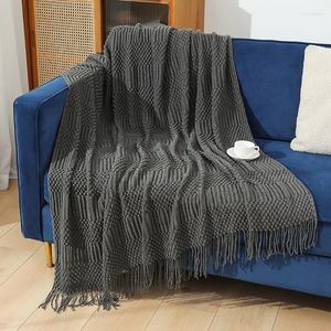 Coperte Coperta lavorata a maglia 3D con nappa in tessuto traspirante Copridivano in microfibra al ginocchio in lana calda tinta unita