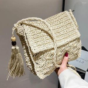 Drawstring Summer Weaving Crossbody Bag med tofsar strandsemester påsar handgjorda mode enkel klaffficka ihålig för havet vid havet