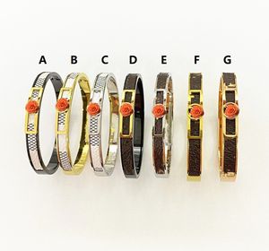 Designer Bangle Sier rostfritt stål läder L Slim Armband Enkelt korsmönster spänne kärlek smycken kvinnliga armband